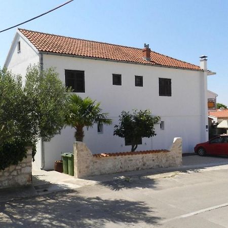 Apartment And Room Ivica Vodice Esterno foto